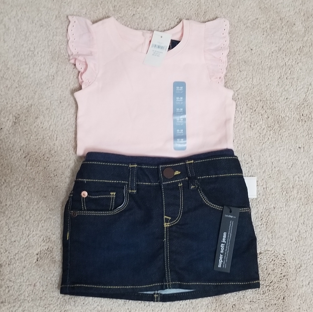 New 12-18M babyGap 2 piece set